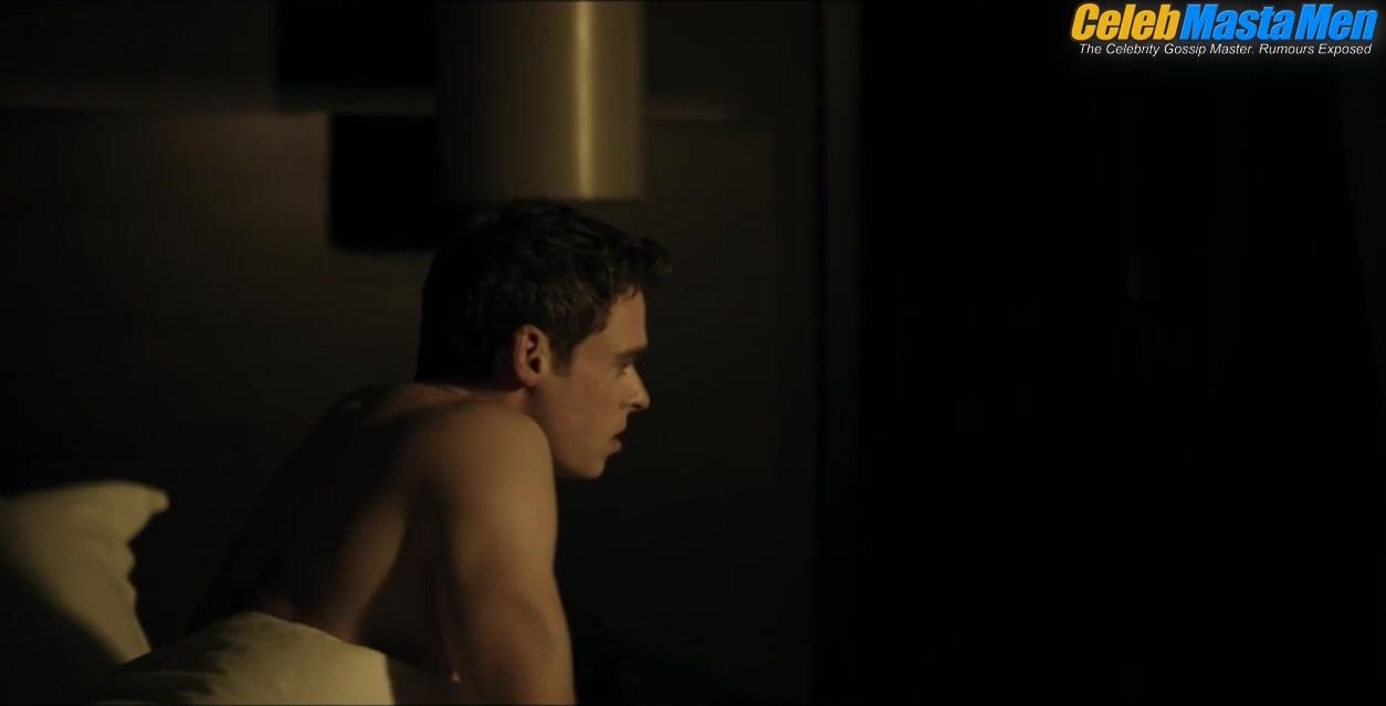 Richard Madden ’s Ass, Shirtless Scene In Bodyguard - Photo 2 of 5 photo 4