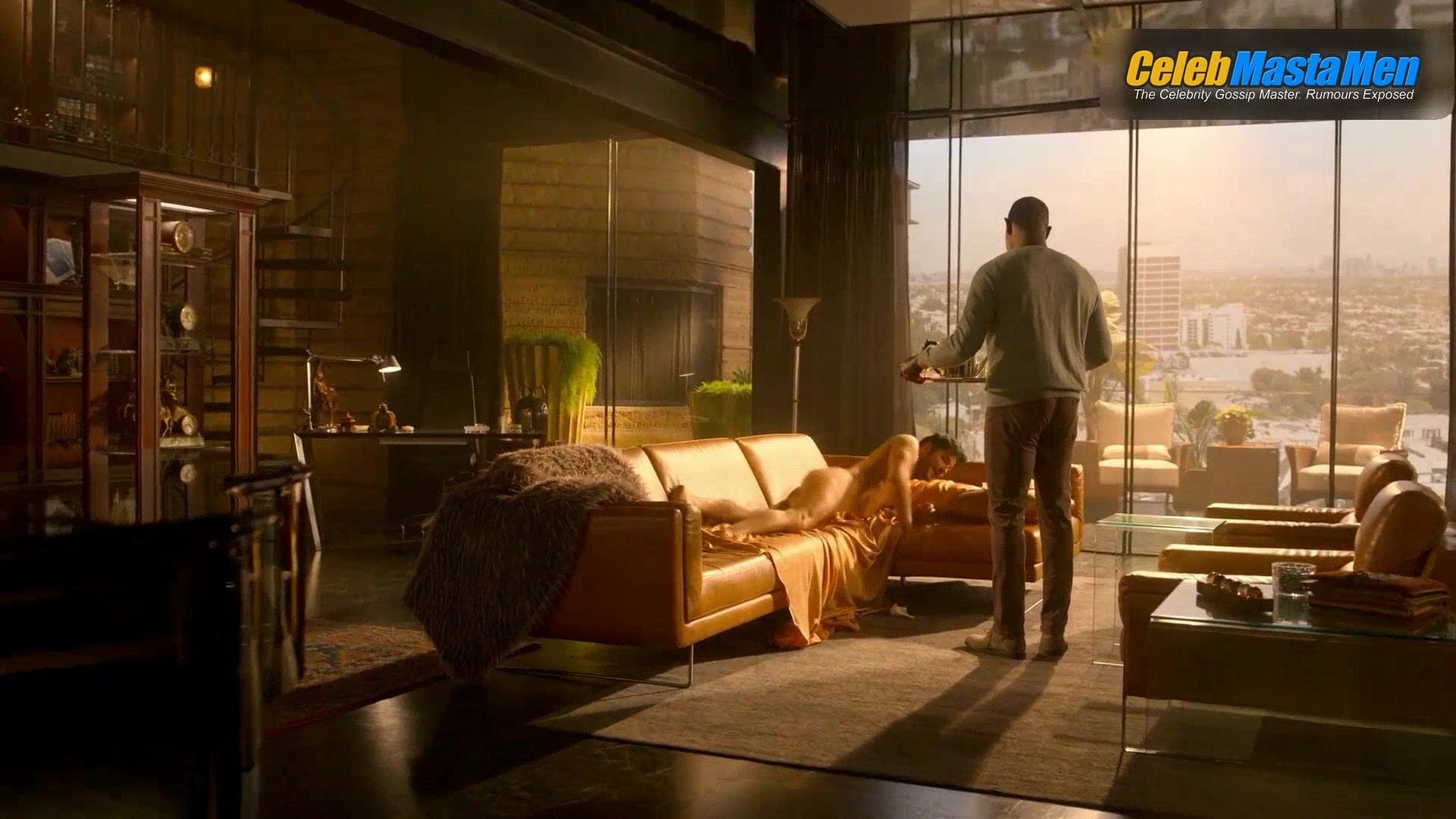 Tom Ellis Ass, Shirtless Scene From Lucifer - Photo 1 of 5 photo 2