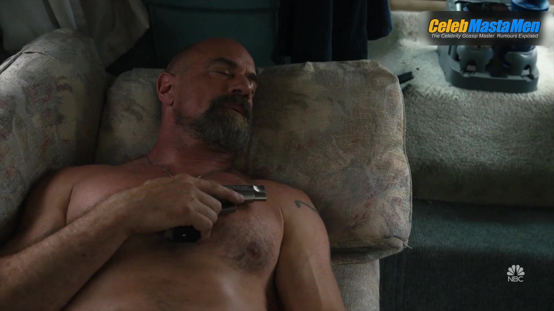 Christopher Meloni ’s Shirtless Scene From Law & - Photo 1 of 5