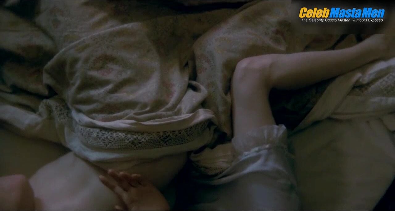 Tom Hiddleston Sexy Scene From The Deep Blue Sea - Photo 1 of 5 photo 4