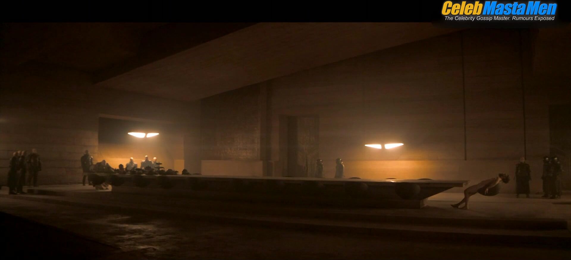Oscar Isaac ’s Shirtless Scene From Dune - Photo 1 of 5 photo 2