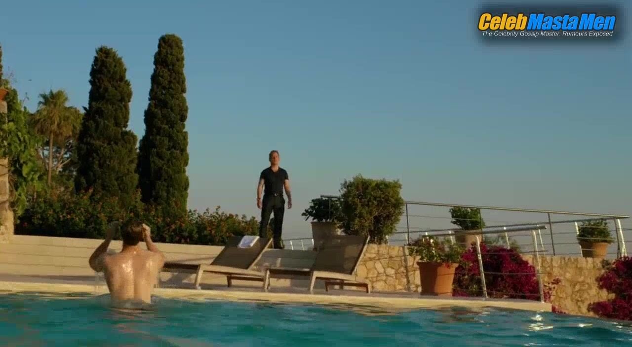Tom Hiddleston Shirtless Scene In The Night Manager - Photo 2 of 5 photo 1