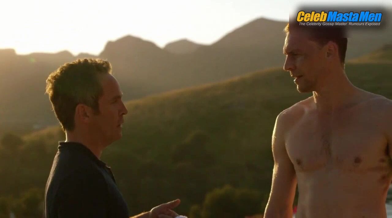 Tom Hiddleston Shirtless Scene In The Night Manager - Photo 2 of 5 photo 4