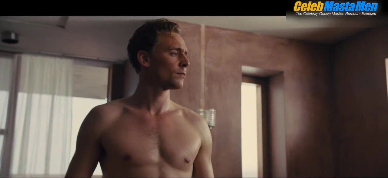 Tom Hiddleston Shirtless Scene From High-rise - Photo 2 of 5 photo 4