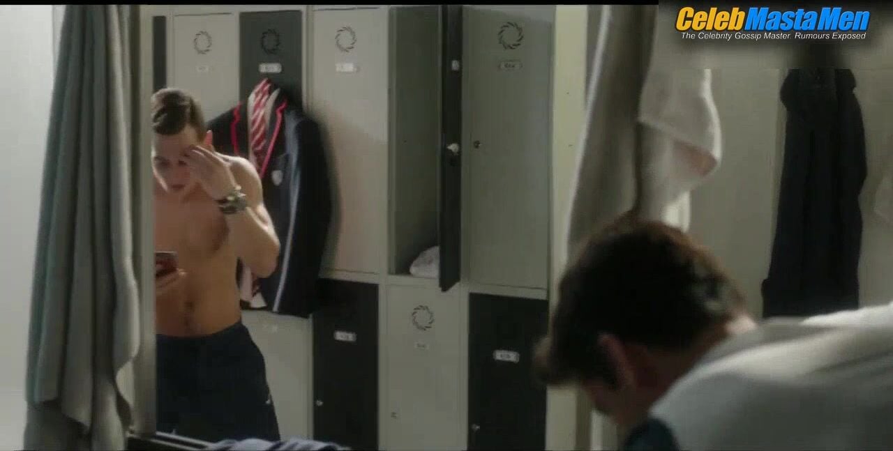 Miguel Herran ’s Shirtless Scene From Elite - Photo 1 of 5 photo 2