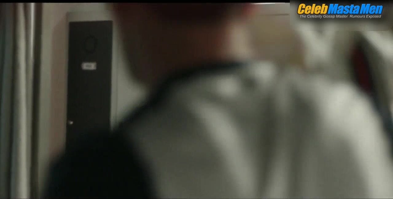 Miguel Herran ’s Shirtless Scene From Elite - Photo 1 of 5 photo 5