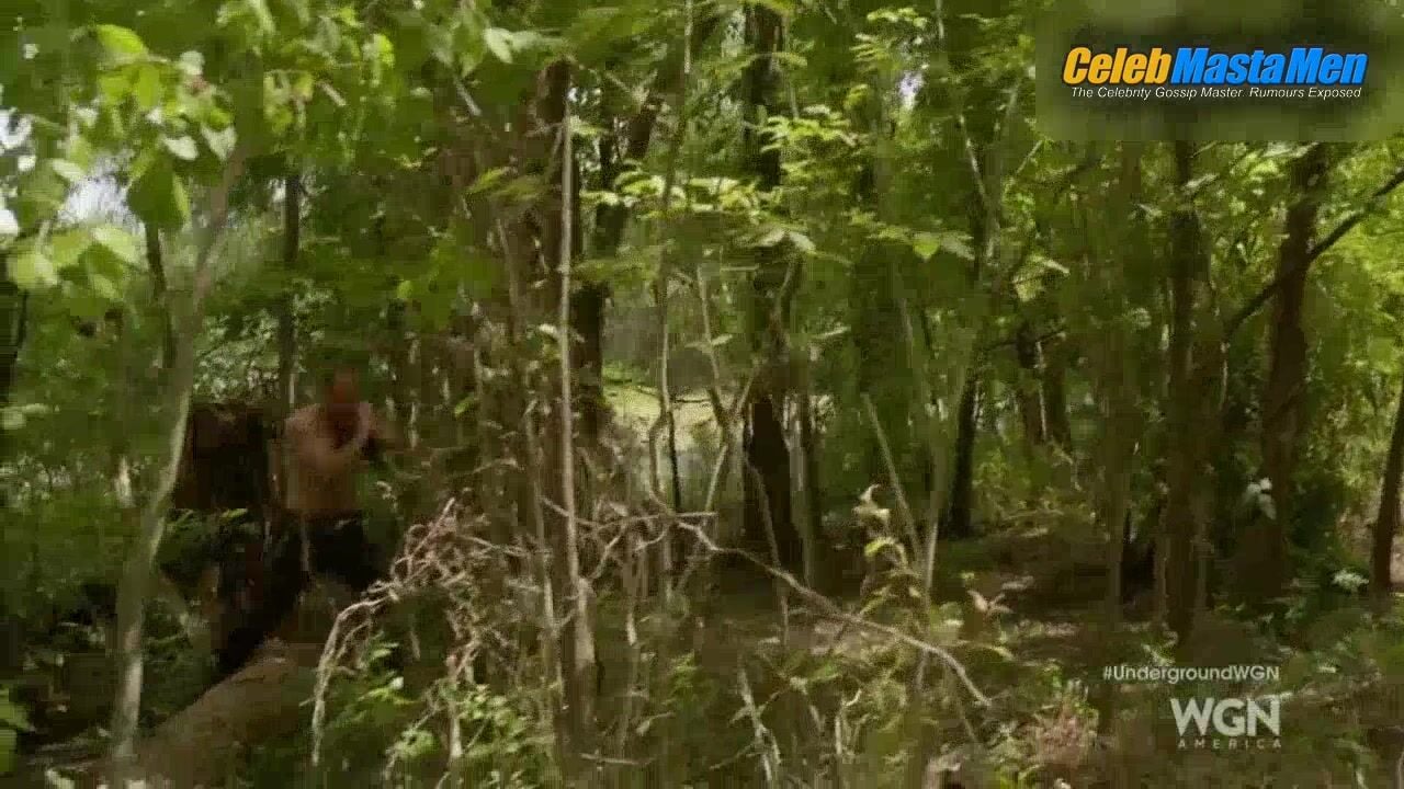 Christopher Meloni ’s Shirtless, Sexy Scene From - Photo 1 of 5