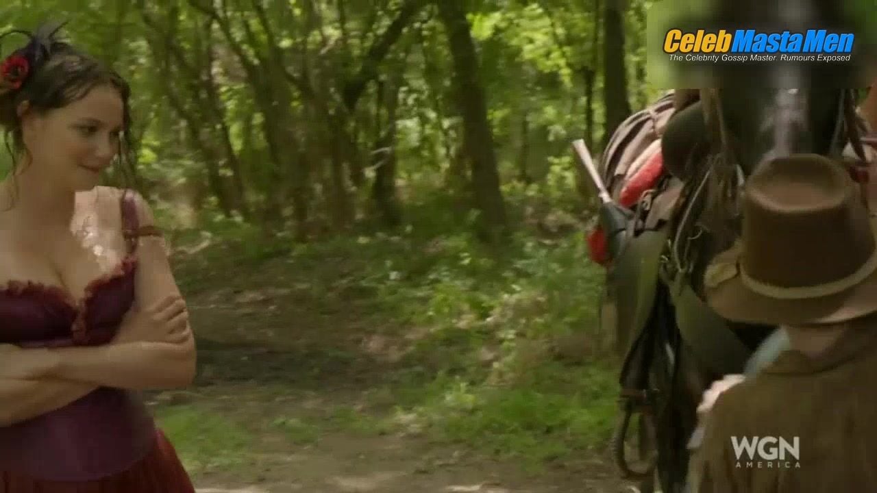 Christopher Meloni ’s Shirtless, Sexy Scene From - Photo 1 of 5 photo 5