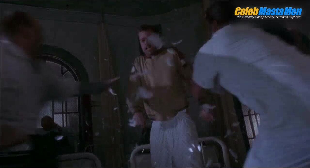Brad Pitt Ass Scene From Twelve Monkeys - Photo 5 of 5 photo 4