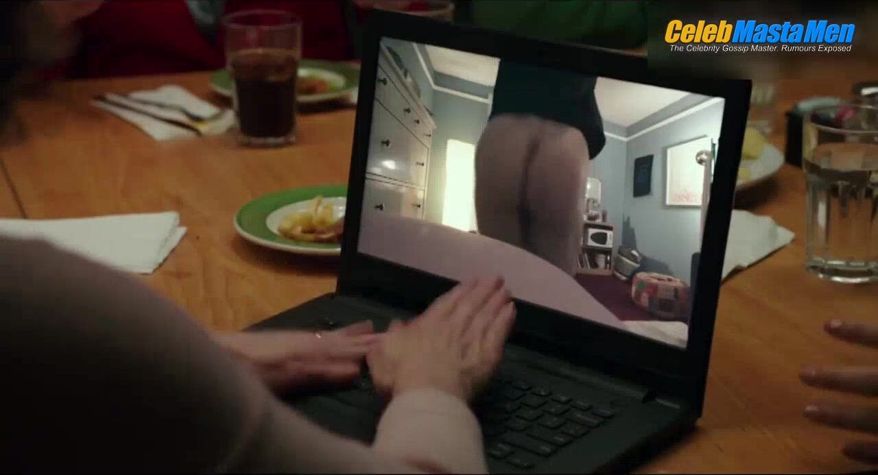 James Franco ’s Sexy Scene From Why Him - Photo 1 of 5 photo 5