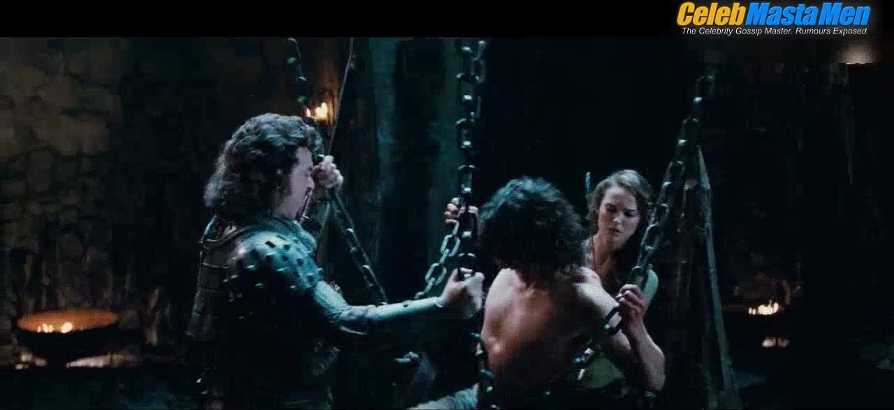 James Franco ’s Shirtless Scene From Your Highness - Photo 3 of 5 photo 1