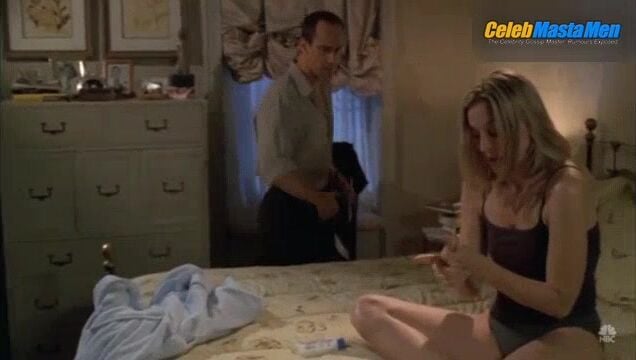 Christopher Meloni ’s Shirtless, Bulge Scene From Law - Photo 2 of 5