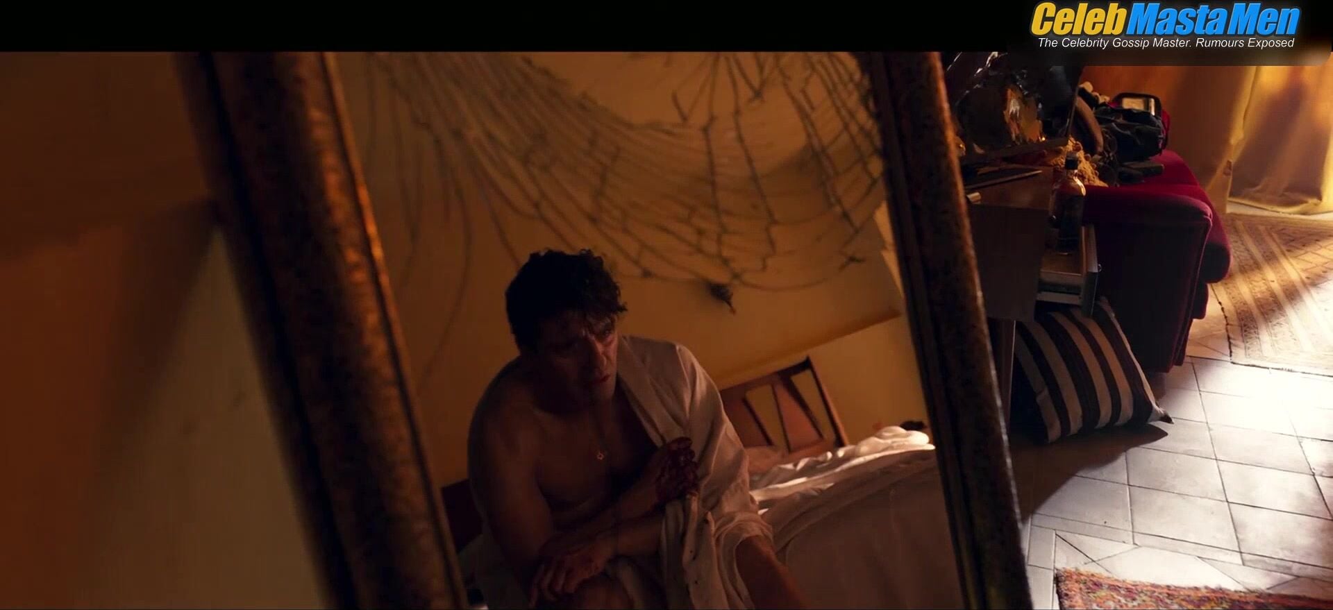 Oscar Isaac Shirtless And Underwear Scene In Moon Knight - Photo 2 of 5 photo 1