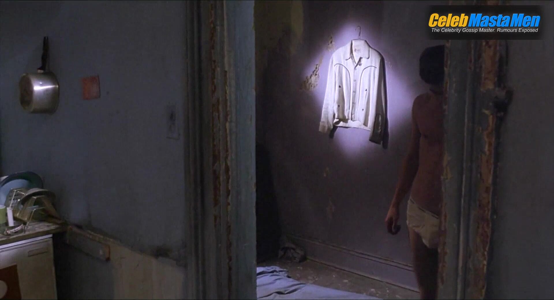 Brad Pitt Shirtless And Underwear Scene In Johnny Suede - Photo 2 of 5