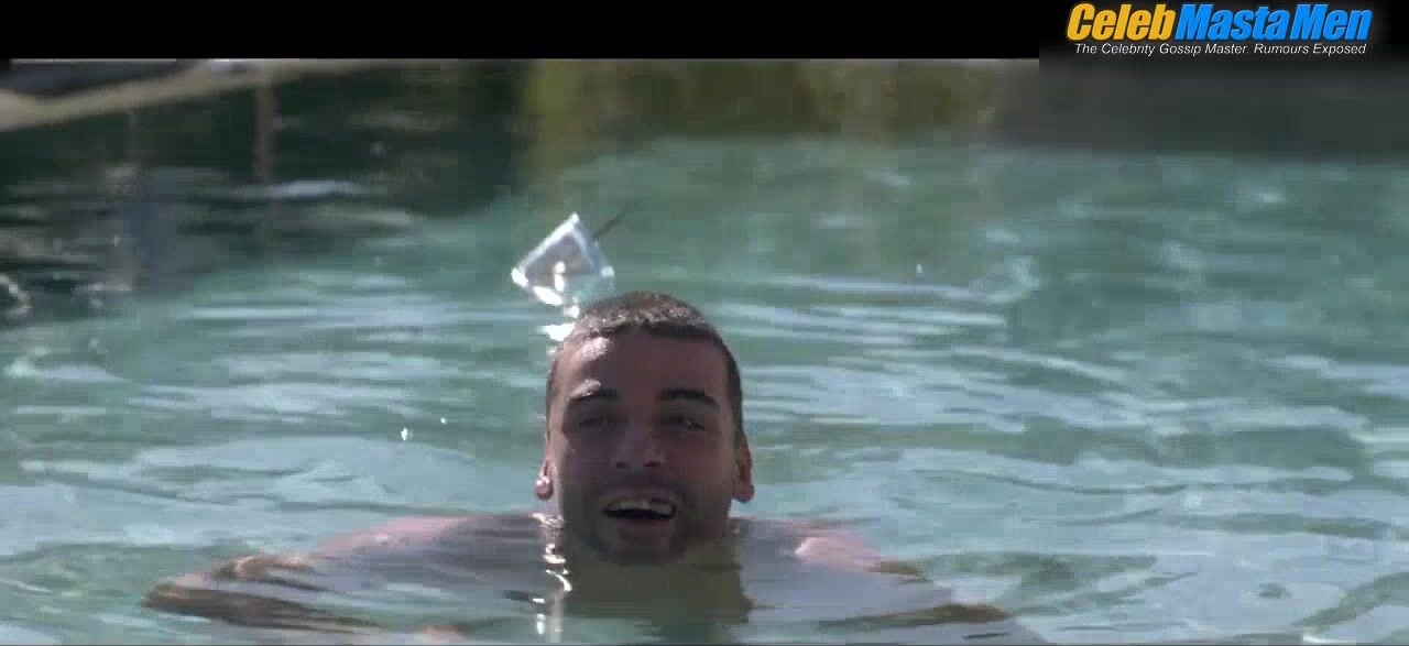 Oscar Isaac ’s Bulge And Shirtless Scene In Mojave - Photo 2 of 5 photo 5