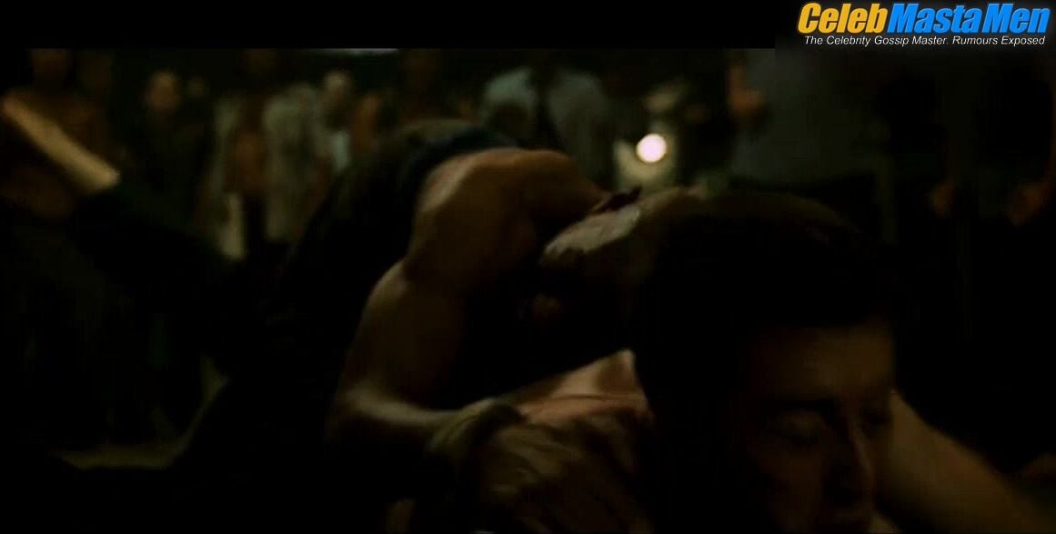Brad Pitt ’s Shirtless Scene From Fight Club - Photo 1 of 5 photo 4
