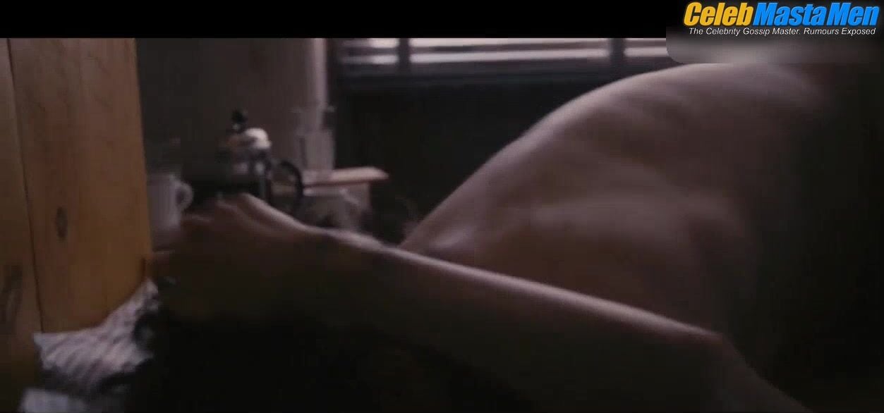 James Franco ’s Shirtless, Straight Scene From The - Photo 2 of 5 photo 1