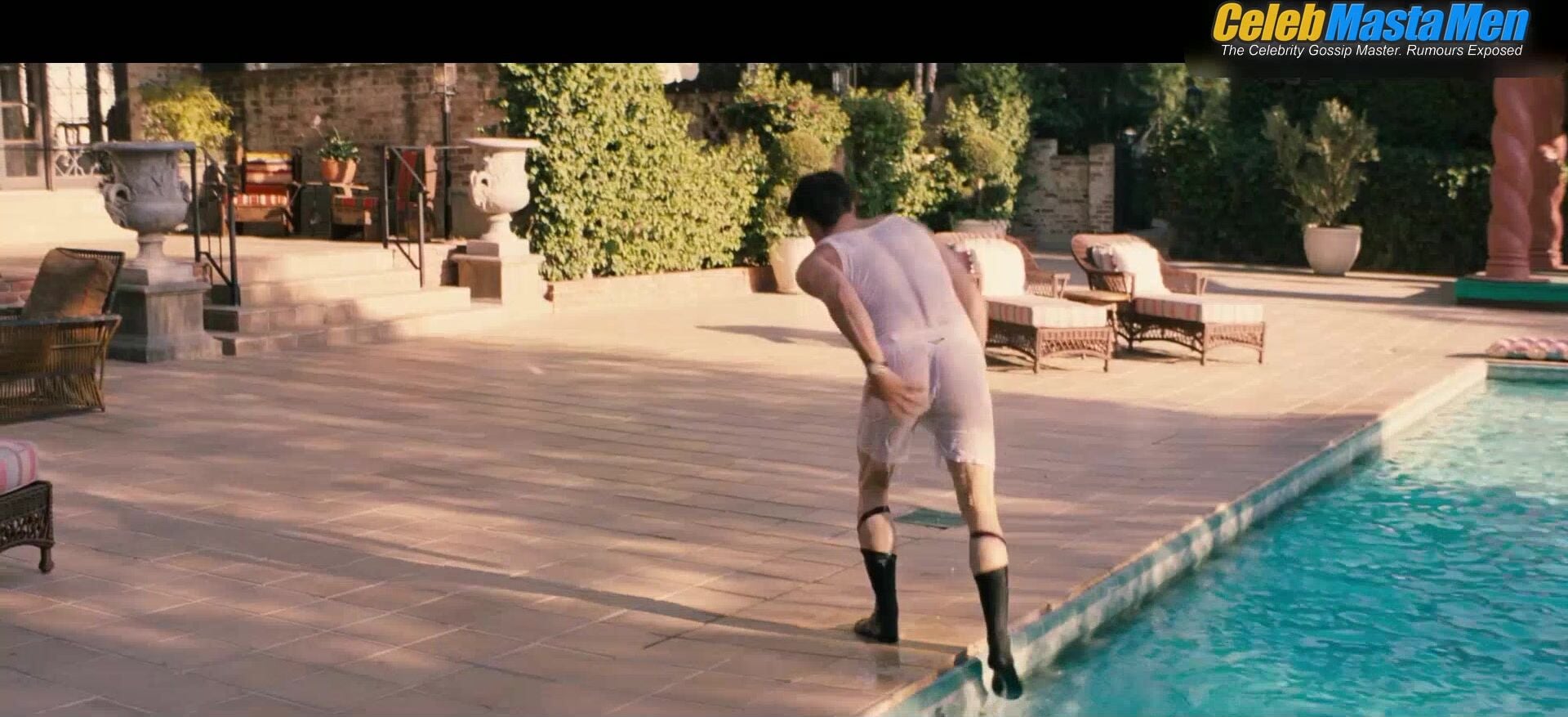 Brad Pitt Sexy Scene In Babylon - Photo 1 of 5