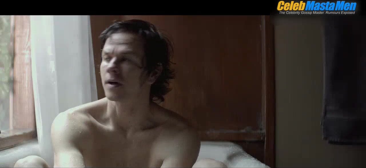 Mark Wahlberg ’s Shirtless Scene From The Gambler - Photo 2 of 5