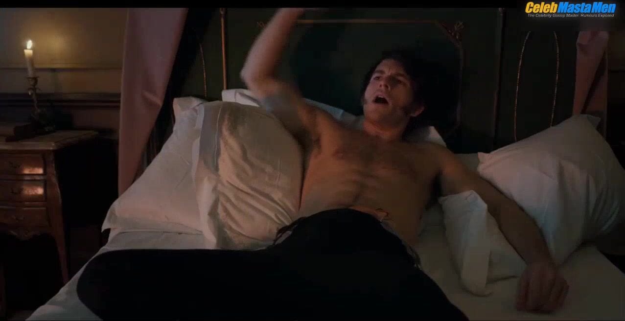 Jonathan Bailey ’s Shirtless Scene From Bridgerton - Photo 3 of 5 photo 5