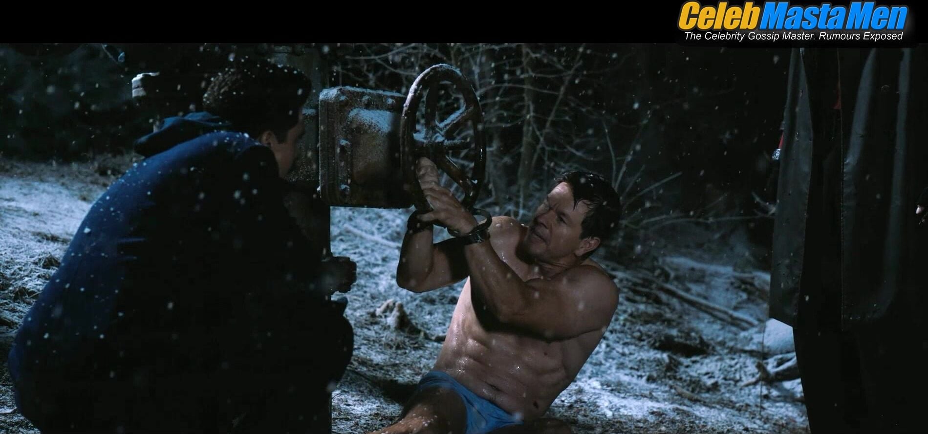 Mark Wahlberg Shirtless And Bulge Scene From Play Dirty - Photo 3 of 5 photo 5