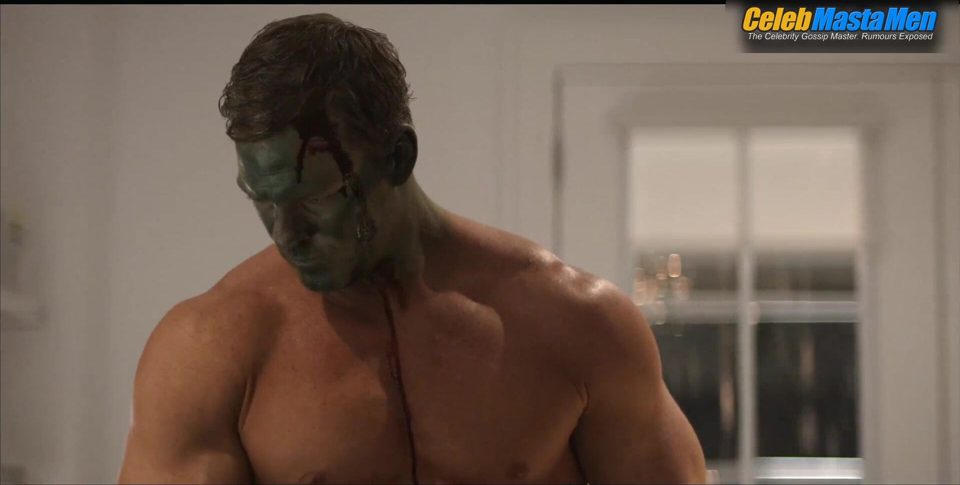 Alan Ritchson Shirtless And Underwear Scene In Reacher - Photo 2 of 5