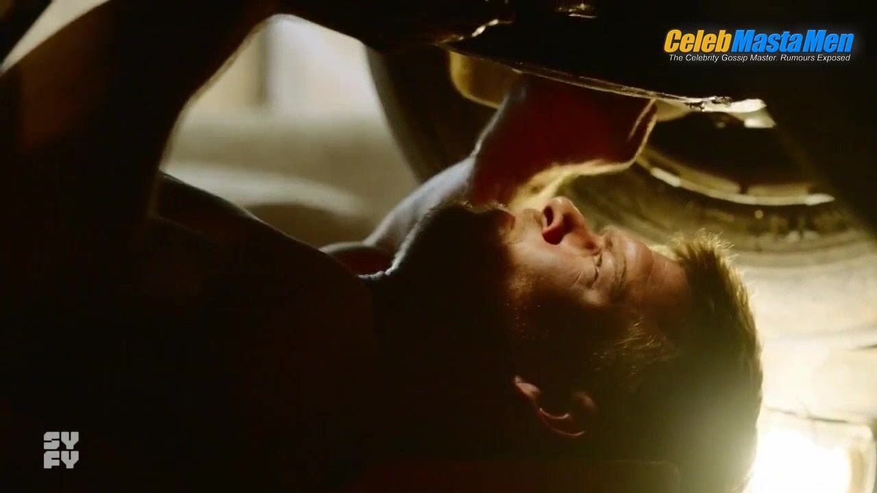 Alan Ritchson ’s Hot Scene In Blood Drive - Photo 2 of 5