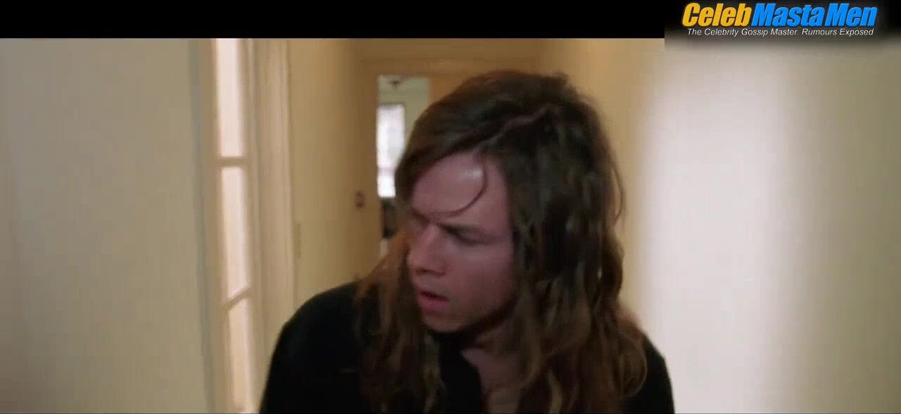 Mark Wahlberg ’s Underwear And Shirtless Scene In - Photo 5 of 5 photo 4