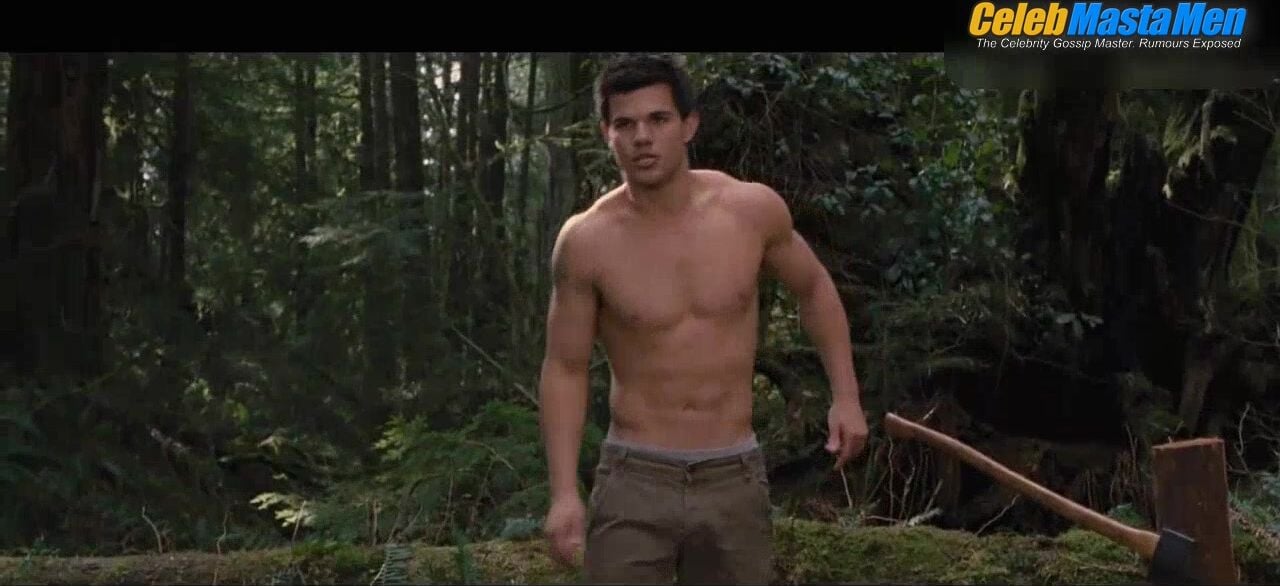Taylor Lautner Hot, Underwear Scene From The Twilight Saga - Photo 2 of 5 photo 4