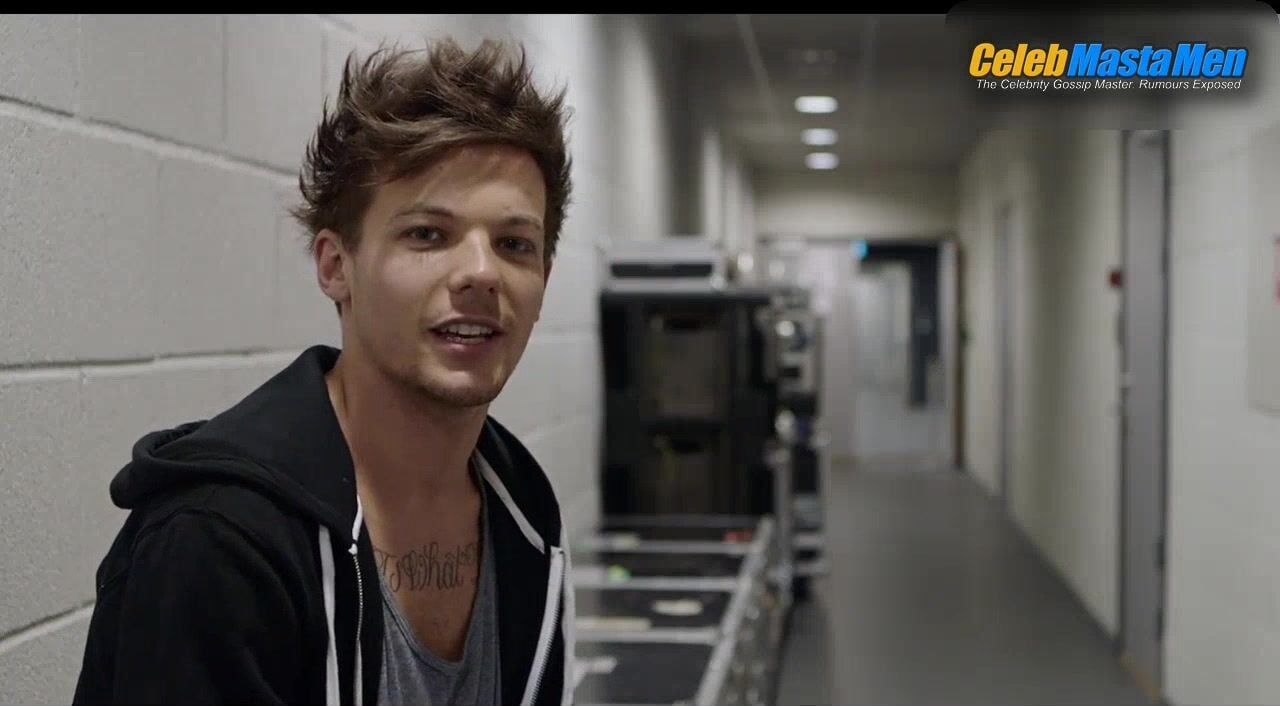 Harry Styles Zayn Malik And Shirtless, Sexy Scene From - Photo 1 of 5 photo 2