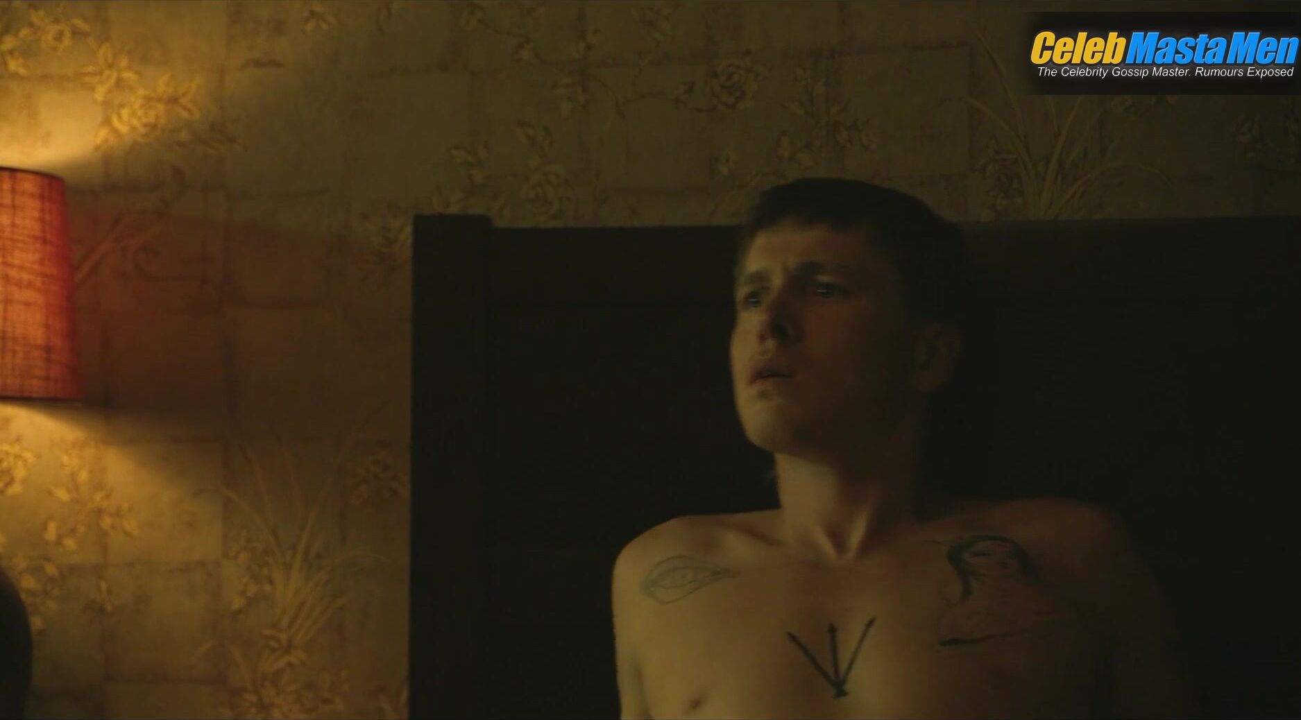 Harris Dickinson Shirtless Scene From A Murder At The End Of - Photo 2 of 5 photo 1