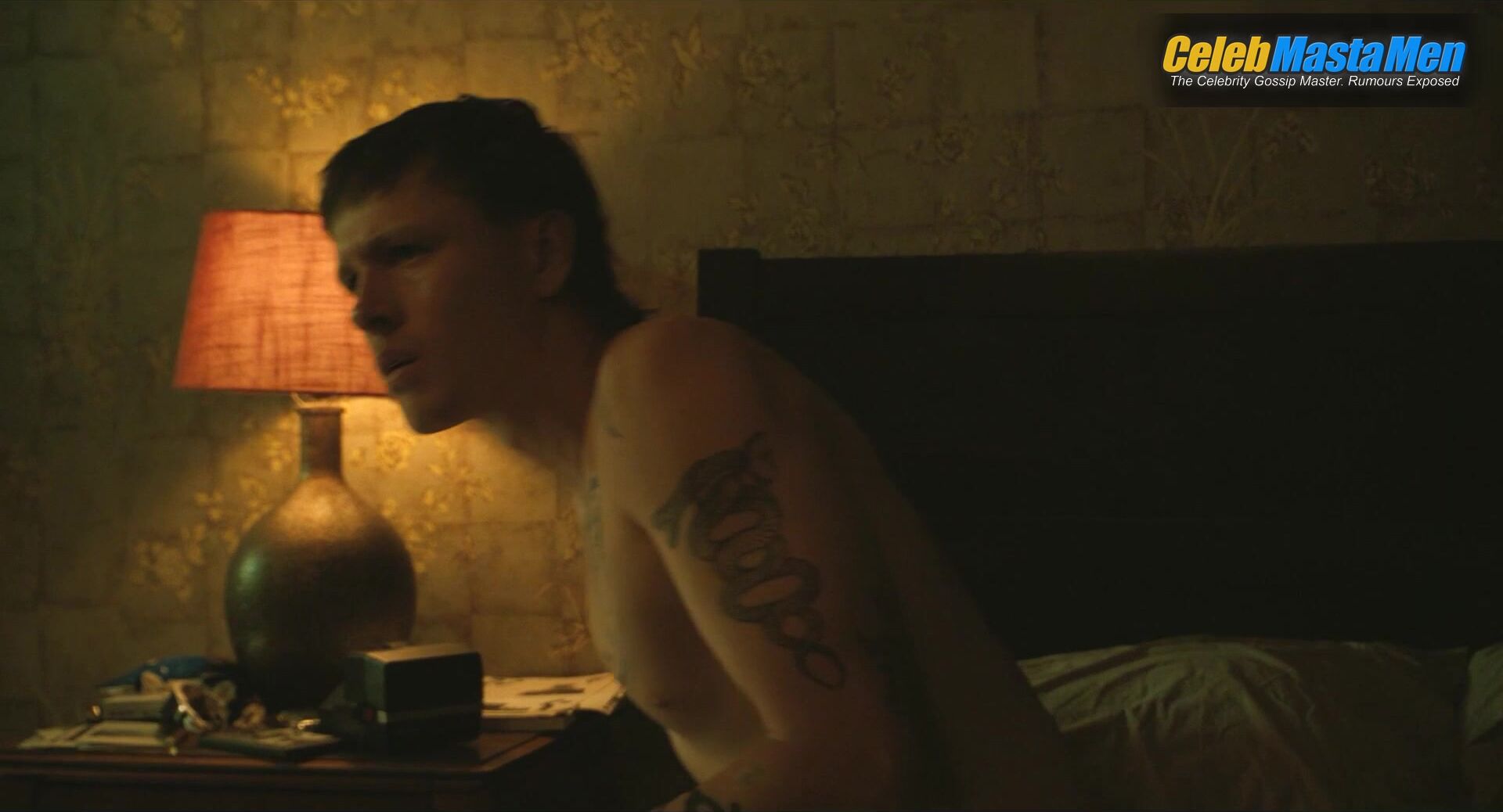 Harris Dickinson Shirtless Scene From A Murder At The End Of - Photo 2 of 5