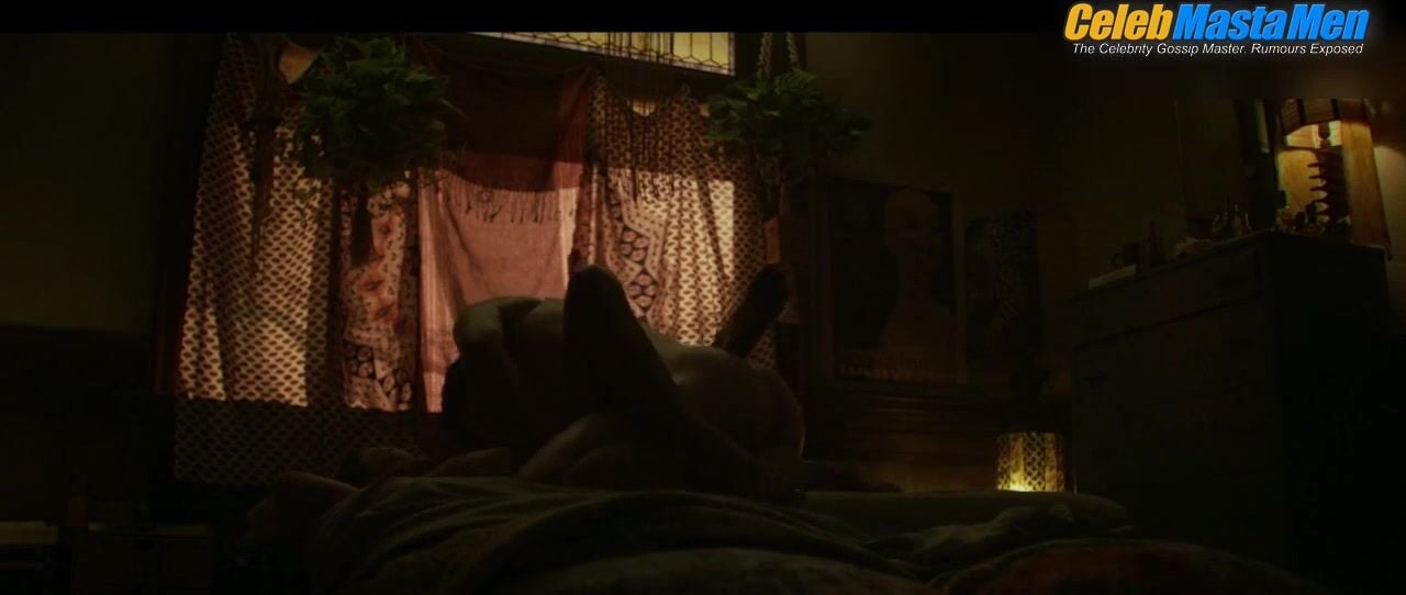 Jonathan Groff ’s Sexy Scene From Mindhunter - Photo 1 of 5 photo 2