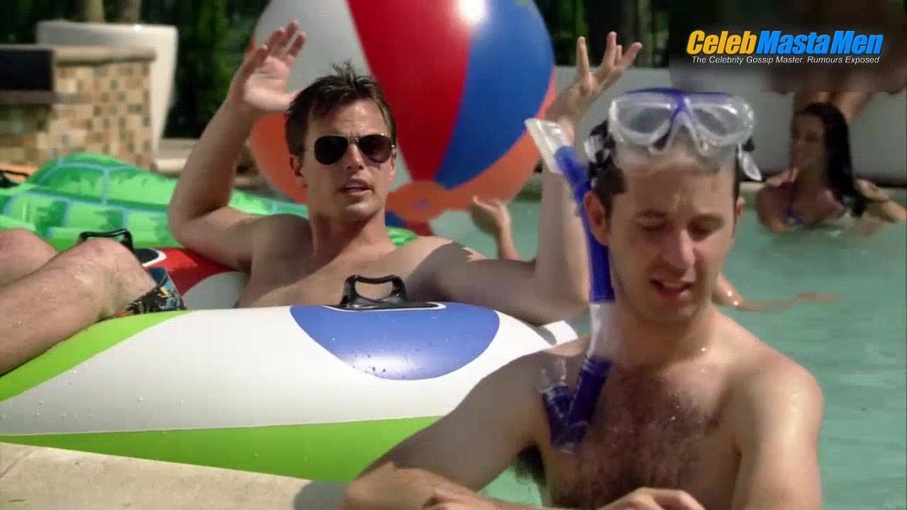Alan Ritchson Darin Brooks, And Chris Romano Shirtless - Photo 1 of 5 photo 5