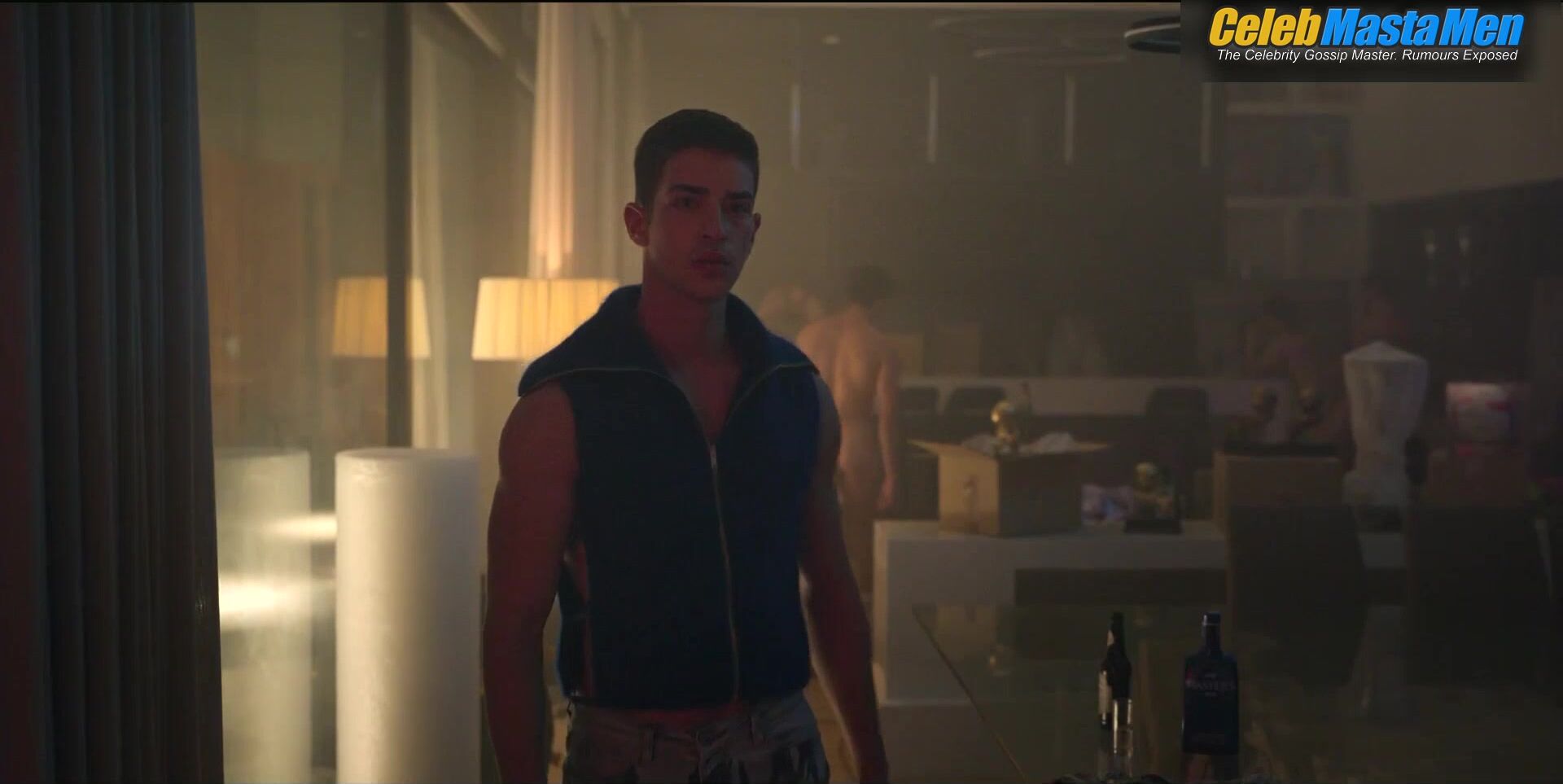 Andre Lamoglia ’s Shirtless, Gay Scene In Elite - Photo 1 of 5 photo 4
