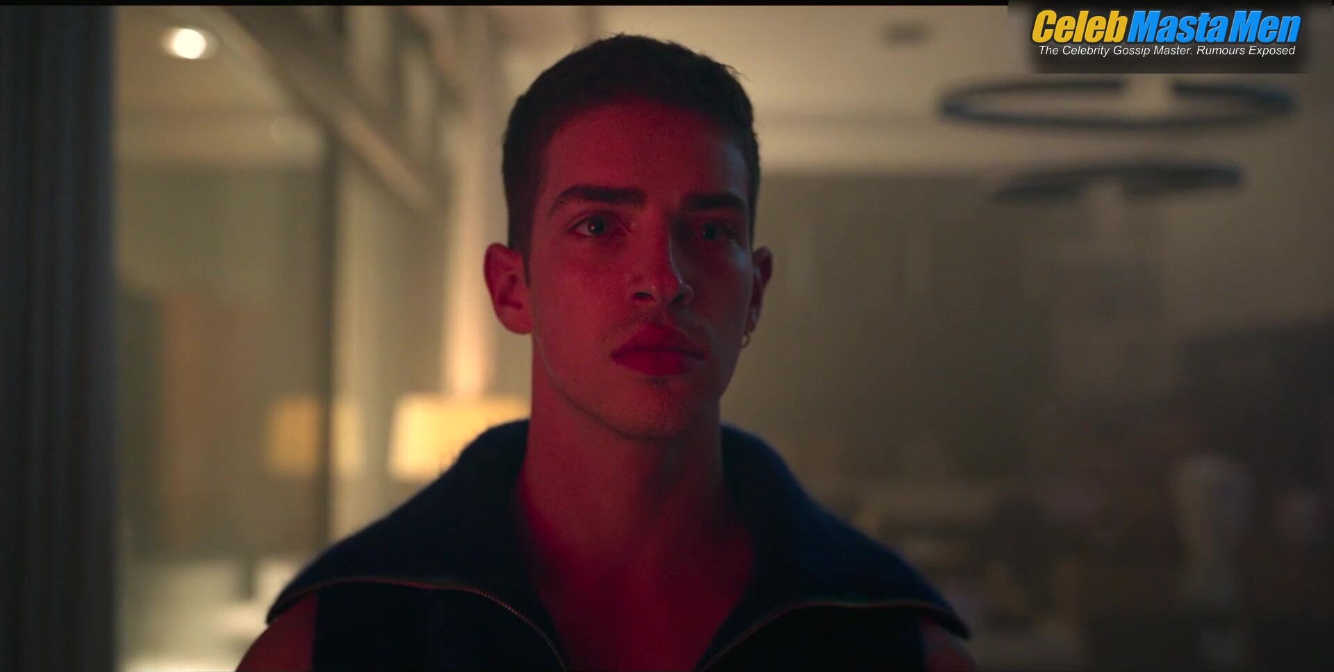 Andre Lamoglia ’s Shirtless, Gay Scene In Elite - Photo 1 of 5 photo 5
