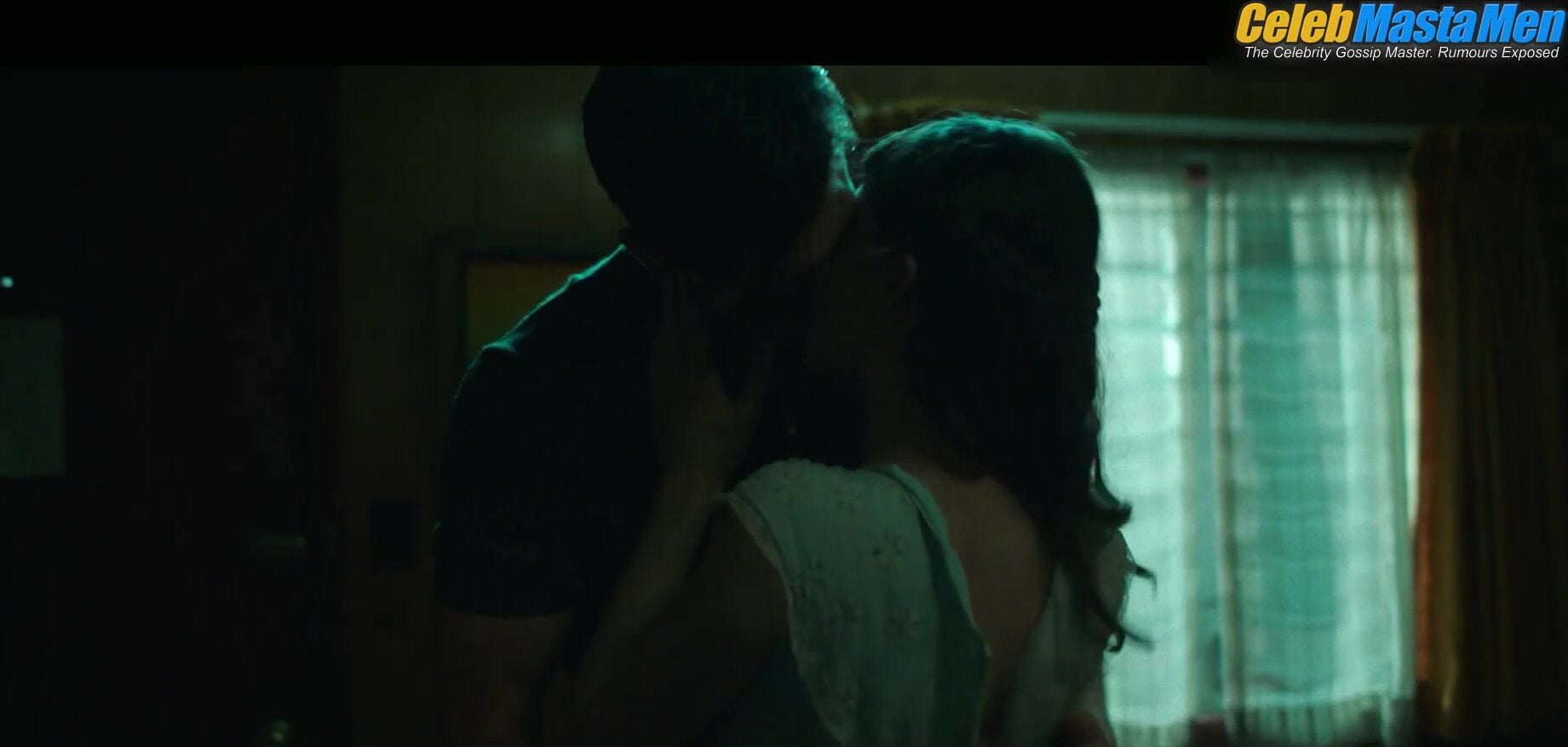 Harris Dickinson Goes Shirtless In Straight Scene From Where - Photo 3 of 5 photo 1