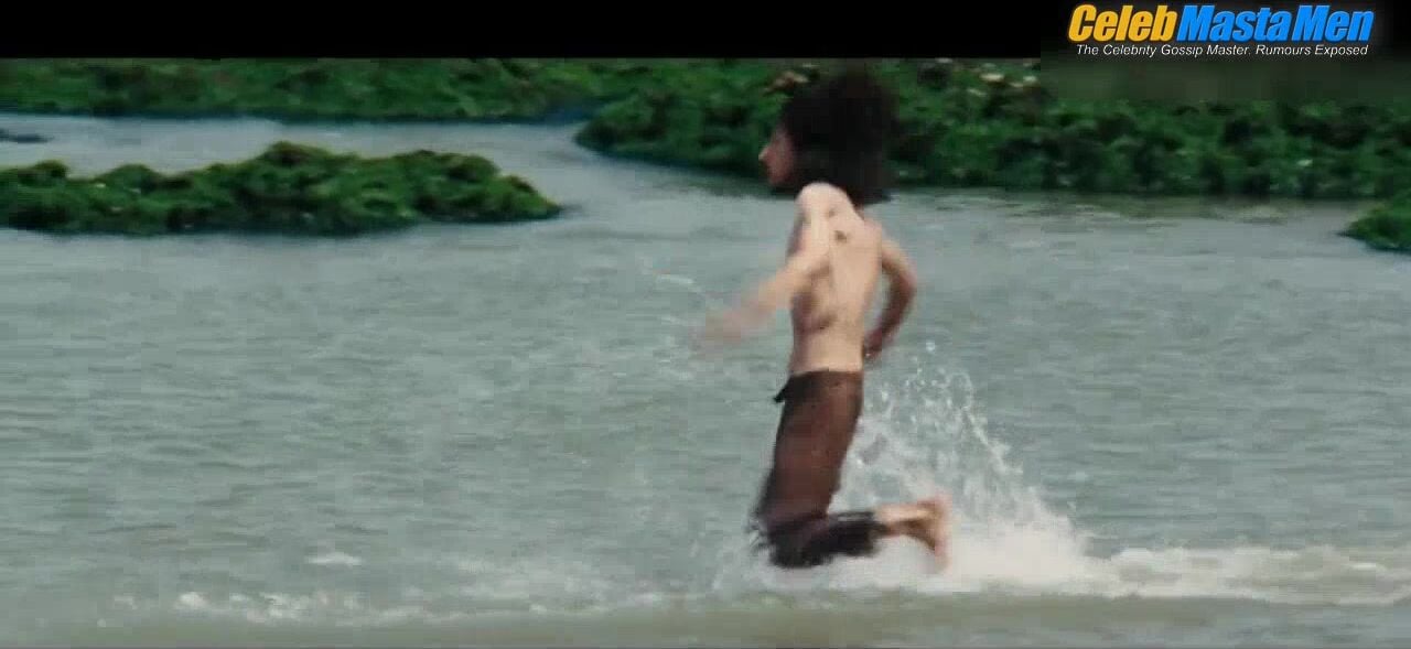 Adam Driver Hot Scene From Silence - Photo 4 of 5