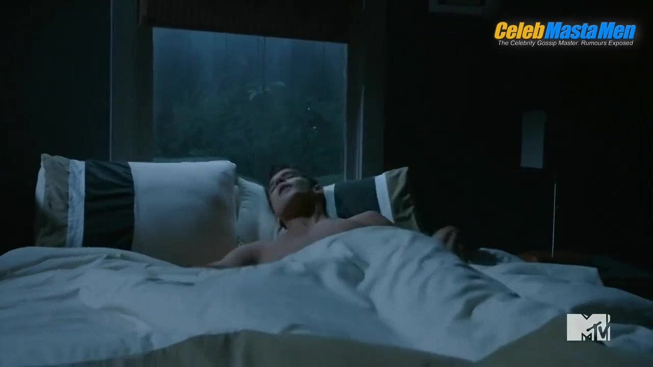 Tyler Posey ’s Sexy Scene From Teen Wolf - Photo 1 of 5 photo 2