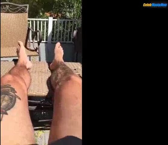 Tyler Posey Underwear, Dick Scene In Sexy Penis Bulge - Photo 2 of 5 photo 1