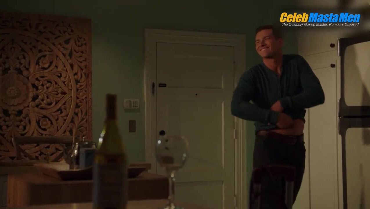 Oliver Stark ’s Shirtless Scene From 9-1-1 - Photo 2 of 5 photo 1