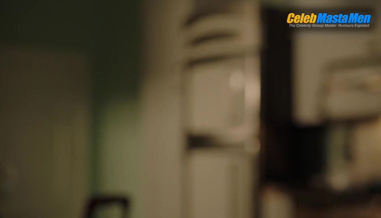 Oliver Stark ’s Shirtless Scene From 9-1-1 - Photo 2 of 5