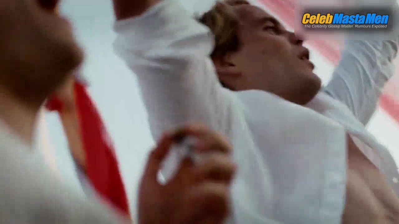 Jonathan Groff And Taylor Kitsch Gay,sexy Scene From The - Photo 1 of 5 photo 2
