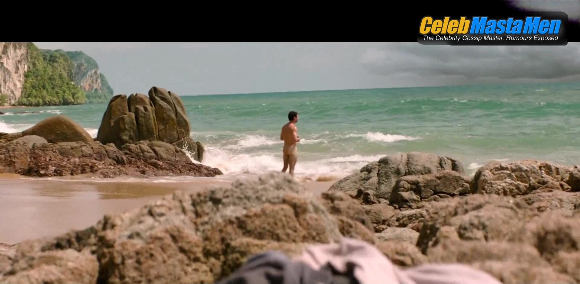 Dylan O'brien Dylan O’brien Booty, Shirtless Scene - Photo 1 of 5