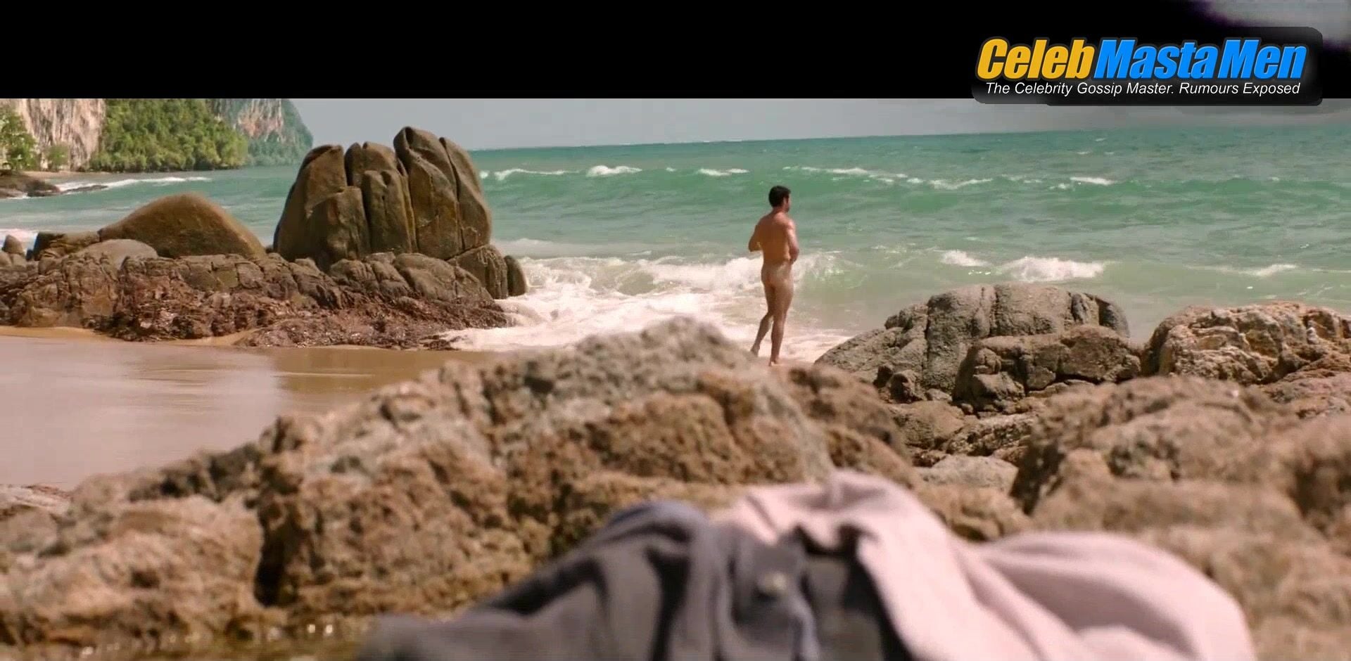 Dylan O'brien Dylan O’brien Booty, Shirtless Scene - Photo 1 of 5 photo 2