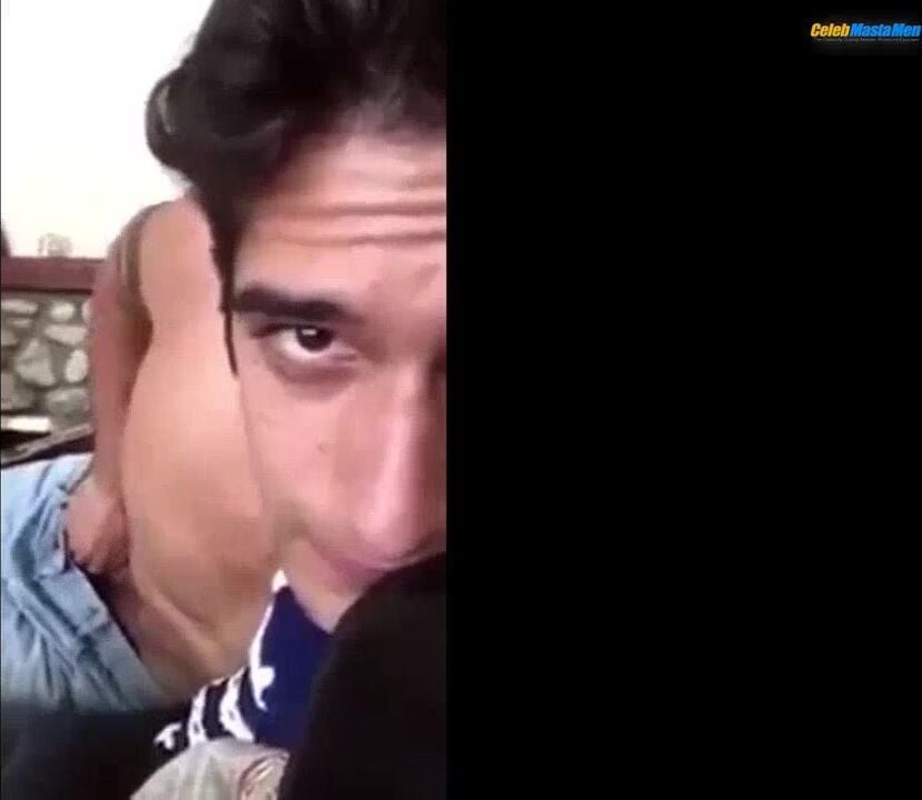 Tyler Posey ’s Penis Scene From Masturbating His - Photo 2 of 5