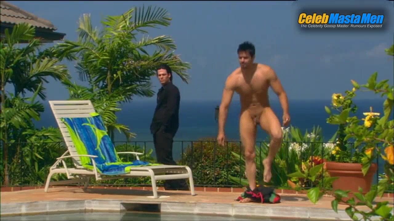 Adrian Quinonez Penis,butt Nude Scene From Dante’s Cove - Photo 2 of 5