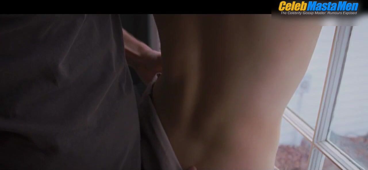 Ben Affleck ’s Shirtless Scene From To The Wonder - Photo 2 of 5 photo 1
