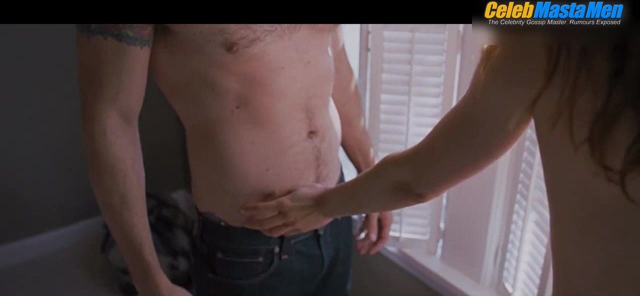 Ben Affleck ’s Shirtless Scene From To The Wonder - Photo 2 of 5