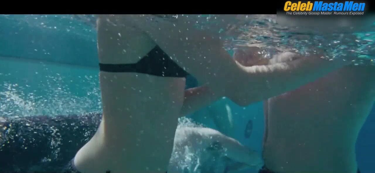 Ben Affleck Shirtless, Straight Scene From To The Wonder - Photo 3 of 5 photo 5